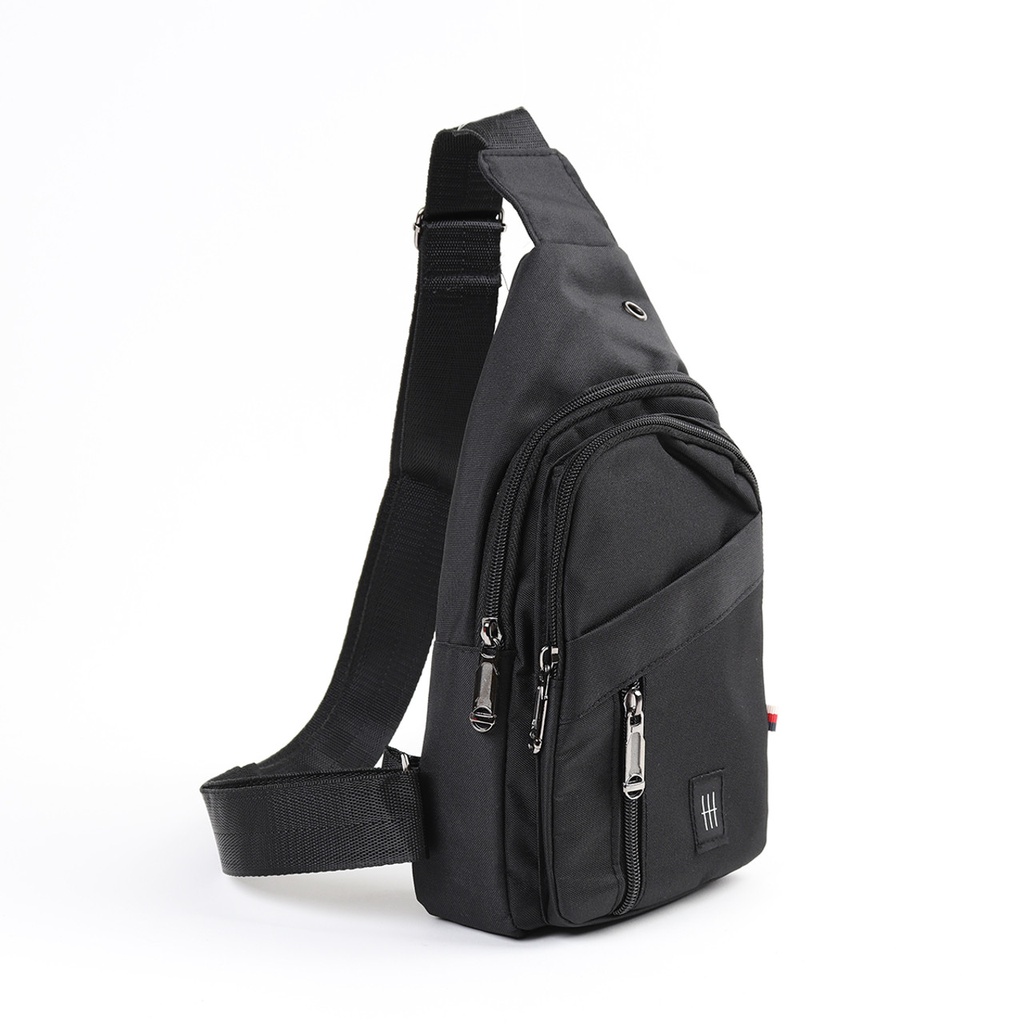 BLACK CROSSBODY SLING BAG
